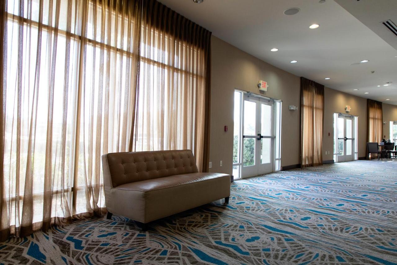 Holiday Inn Hotel & Suites Northwest San Antonio By Ihg Extérieur photo
