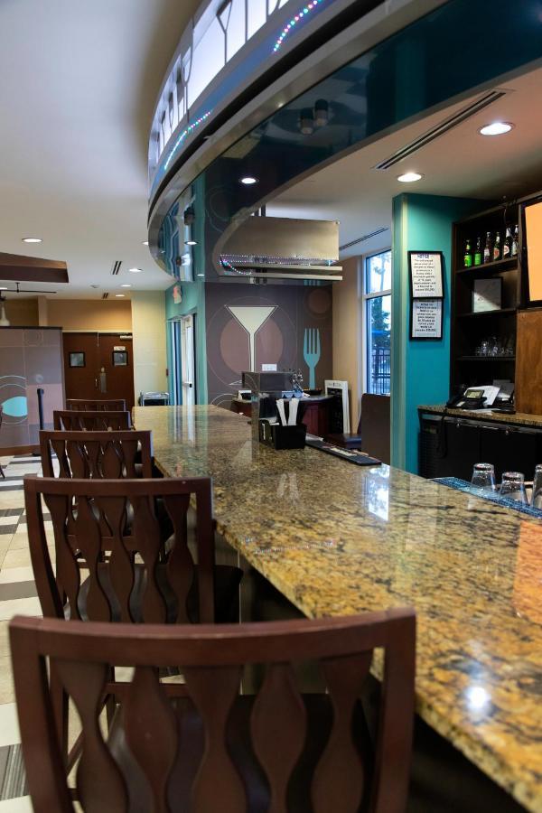 Holiday Inn Hotel & Suites Northwest San Antonio By Ihg Extérieur photo
