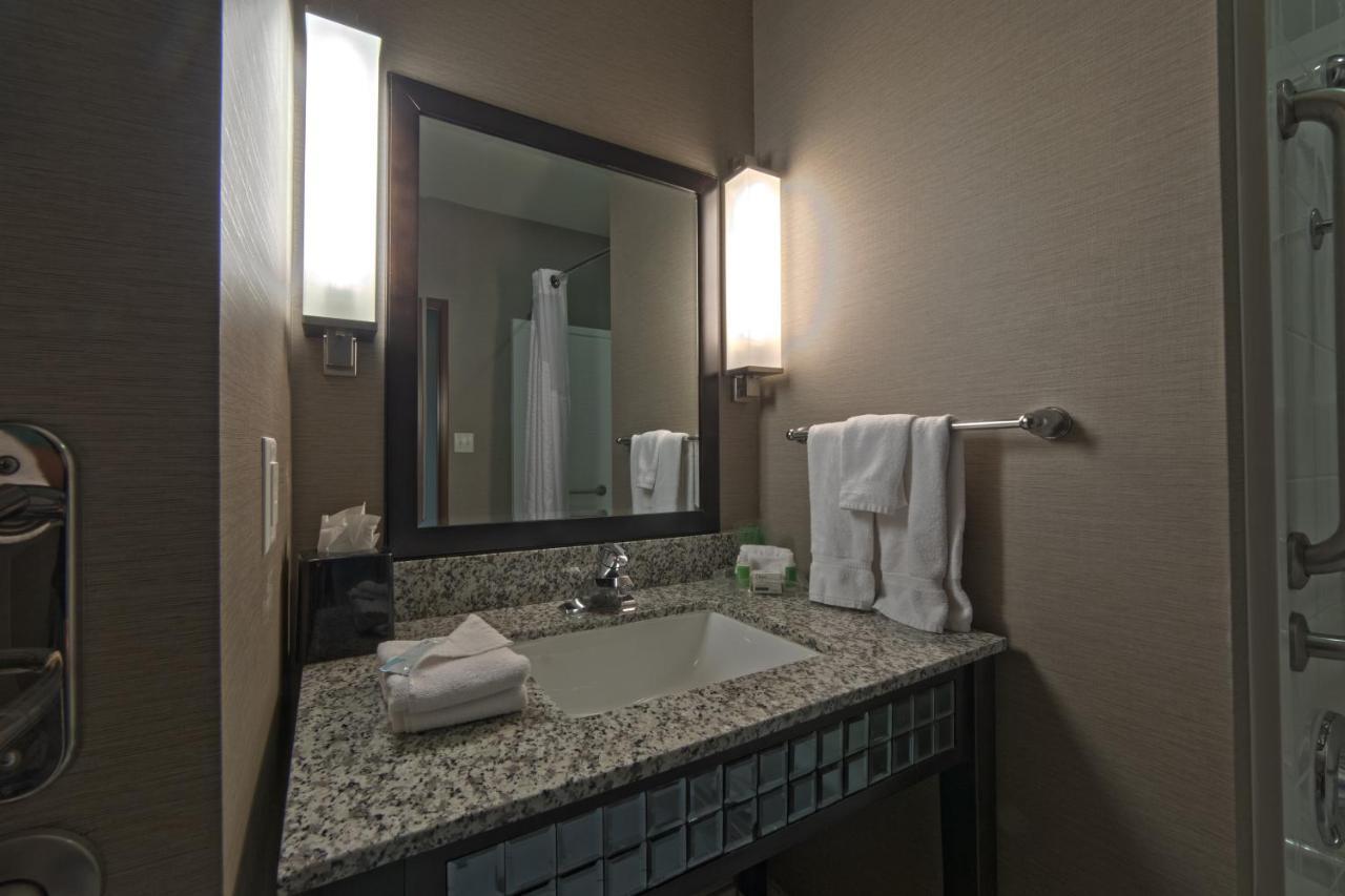 Holiday Inn Hotel & Suites Northwest San Antonio By Ihg Extérieur photo